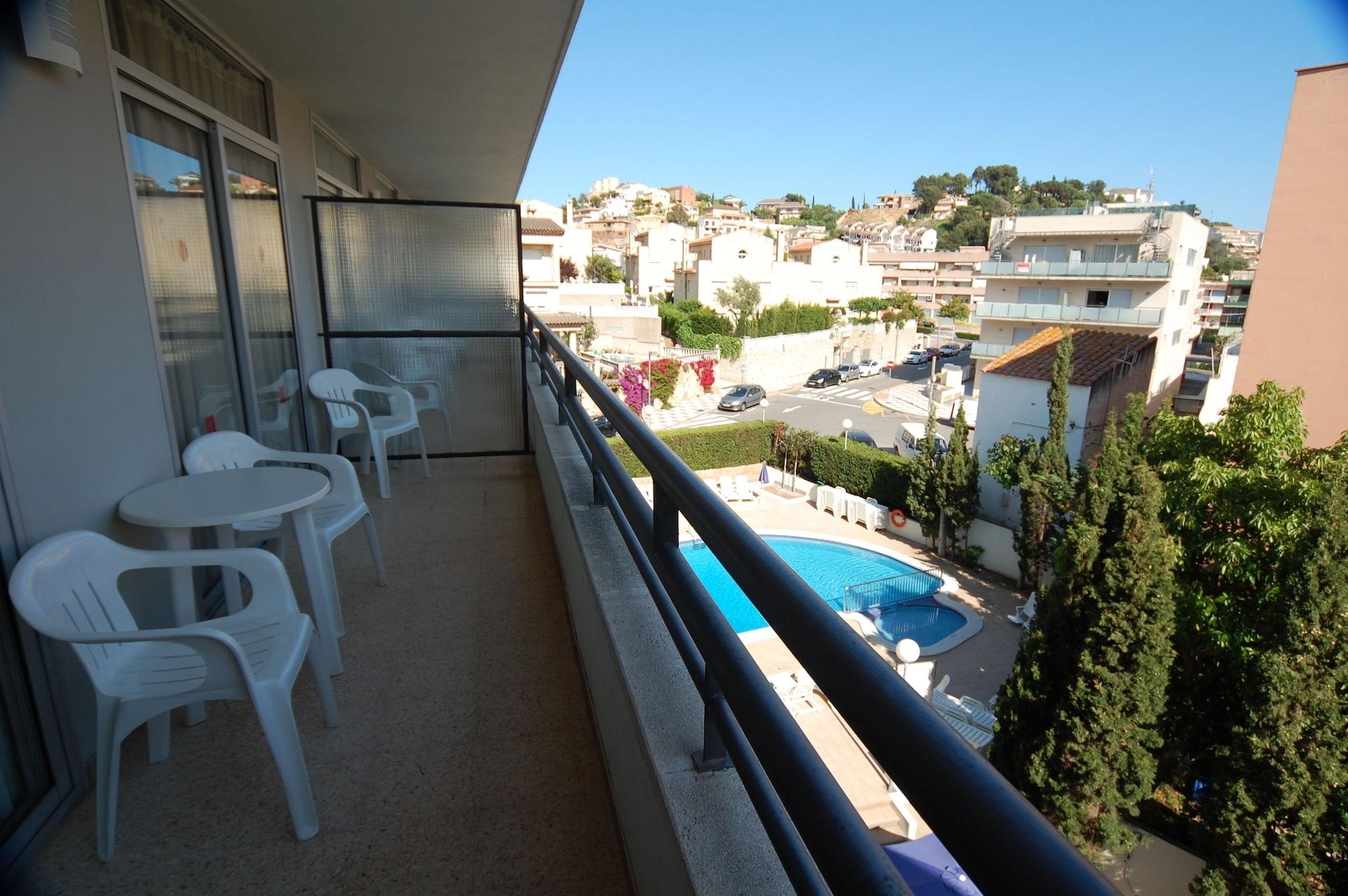 Medplaya Aparthotel Esmeraldas Tossa de Mar Luaran gambar
