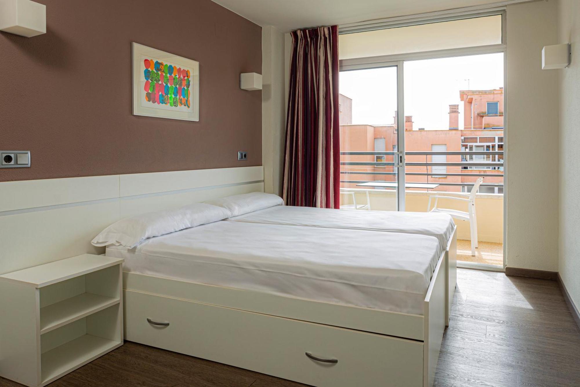 Medplaya Aparthotel Esmeraldas Tossa de Mar Luaran gambar