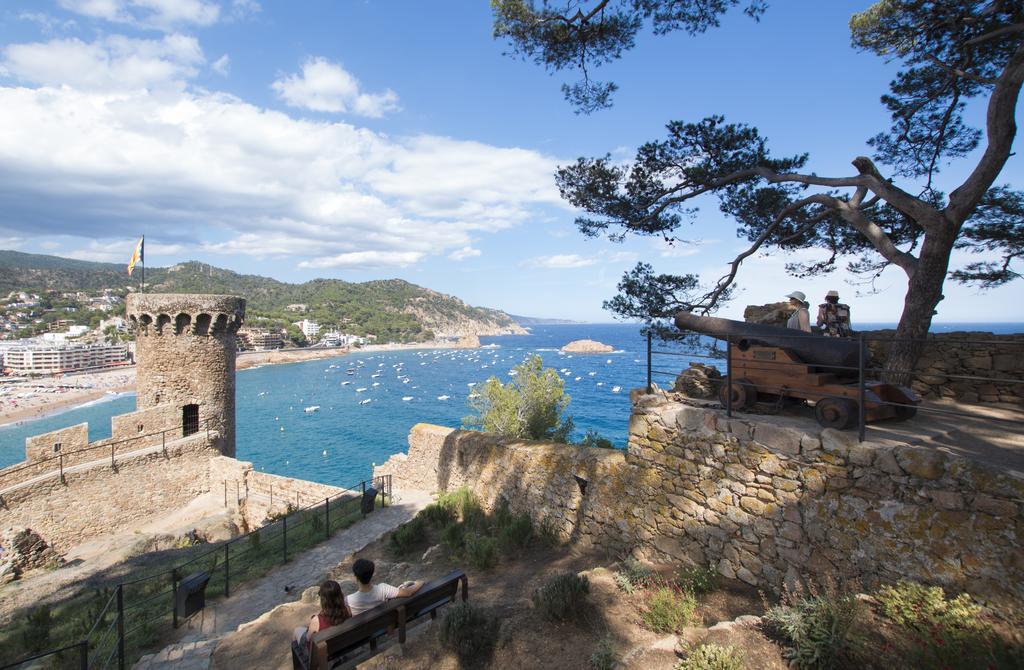 Medplaya Aparthotel Esmeraldas Tossa de Mar Luaran gambar