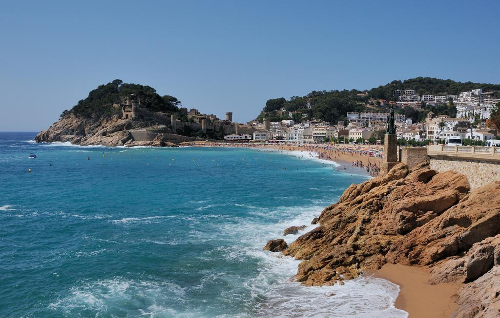 Medplaya Aparthotel Esmeraldas Tossa de Mar Luaran gambar